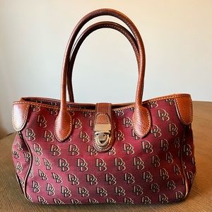 Dooney & Bourke bag